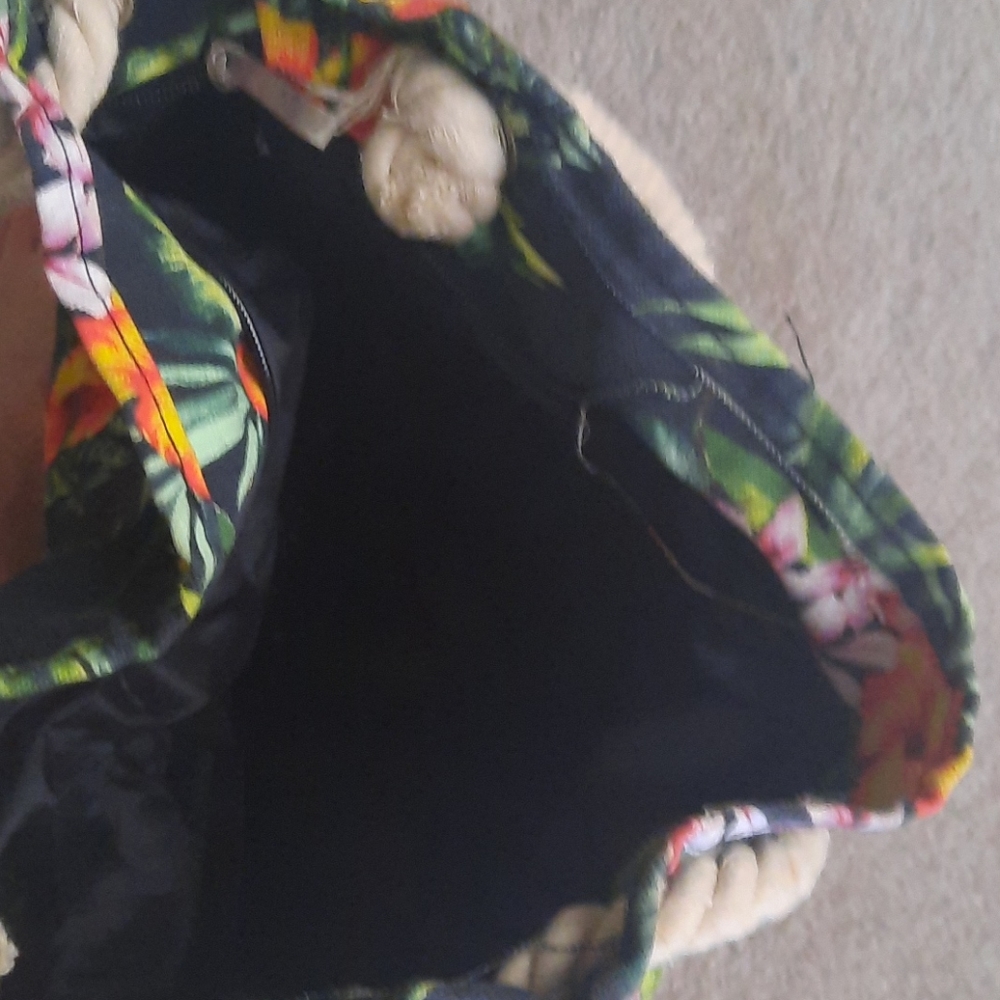 Beach tote - Picture 4 of 4